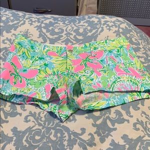Lily shorts never been worn!!
